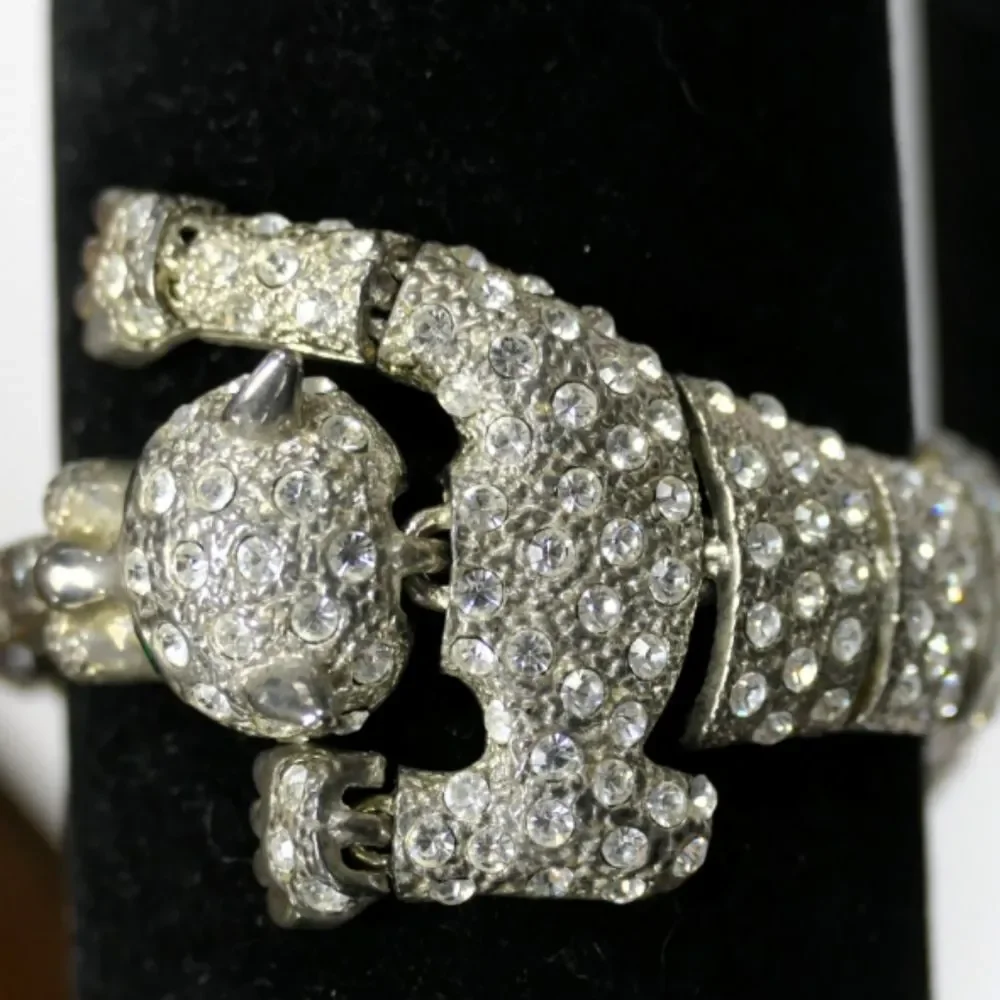 Rhinestone Cat Bracelet - Body/Tail Encrusted with Clear Stones, green eyes 7.5